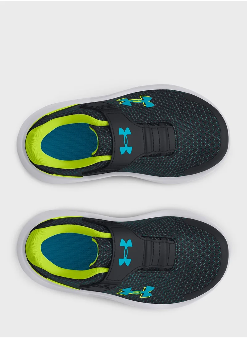 UNDER ARMOUR Kids Surge 4
