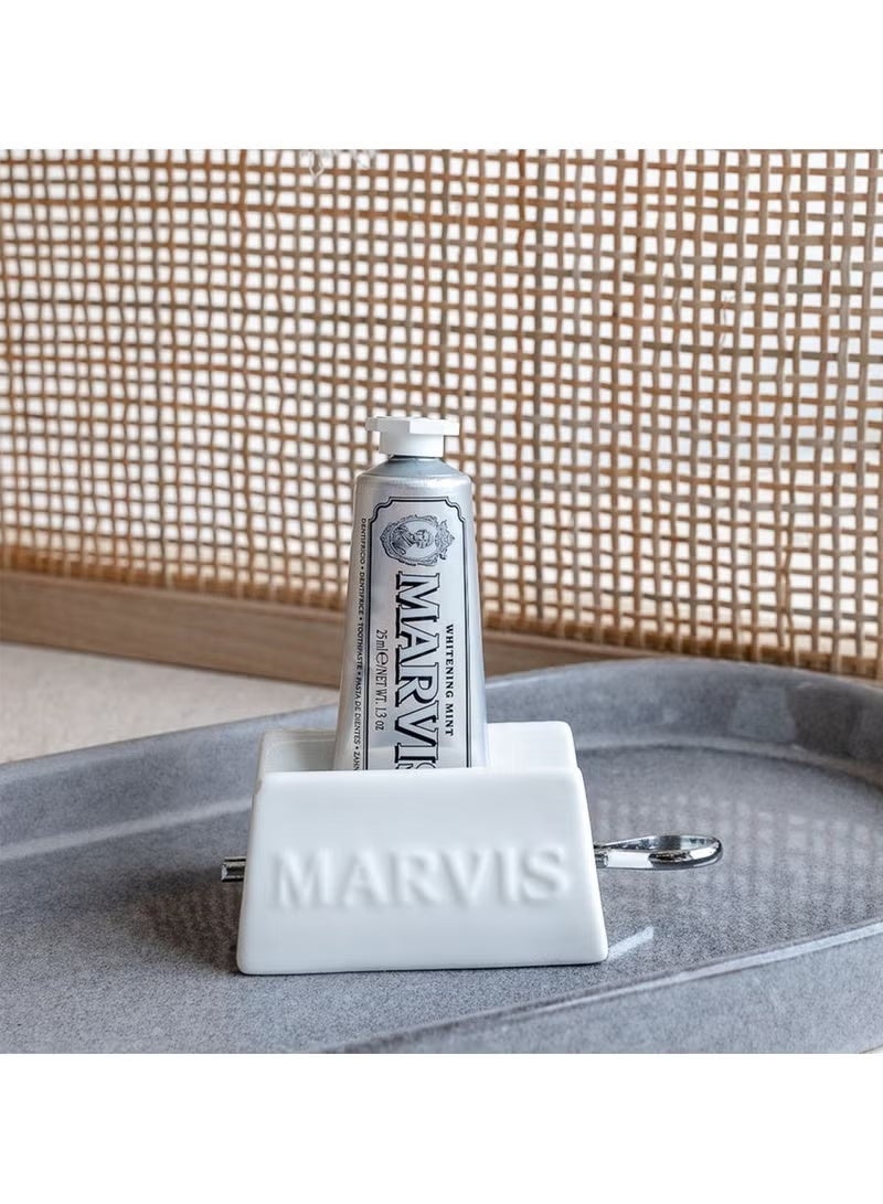 Marvis Whitening Mint Toothpaste 85 ml - Image 4