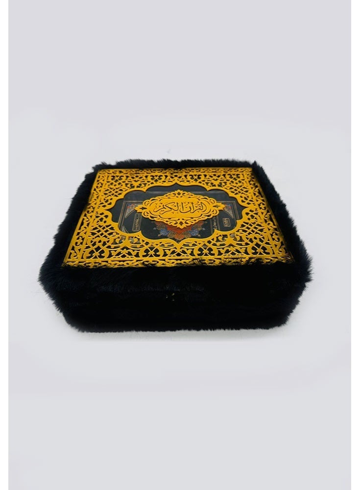 شركة مدثر علي لتجارة الجملة للبضائع ذ.م.م. صندوق مصحف فاخر مع حامل - صندوق أسود مزخرف بحصيرة - مقاس 15×20 - حامل إسلامي للتخزين والقراءة - Image 3