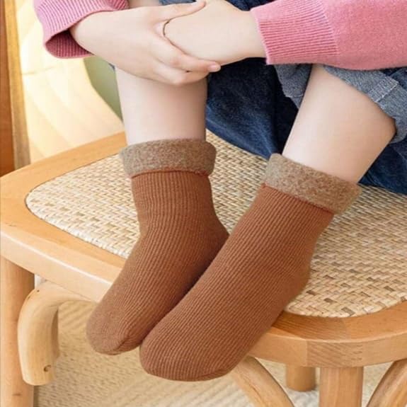 WKLOUYHE Boys & Girls Age-wise Warm Winter Thick Fleece Fur Socks Without Thumb_Assorted Color,2-4 Year(Pack Of 04) - Image 3