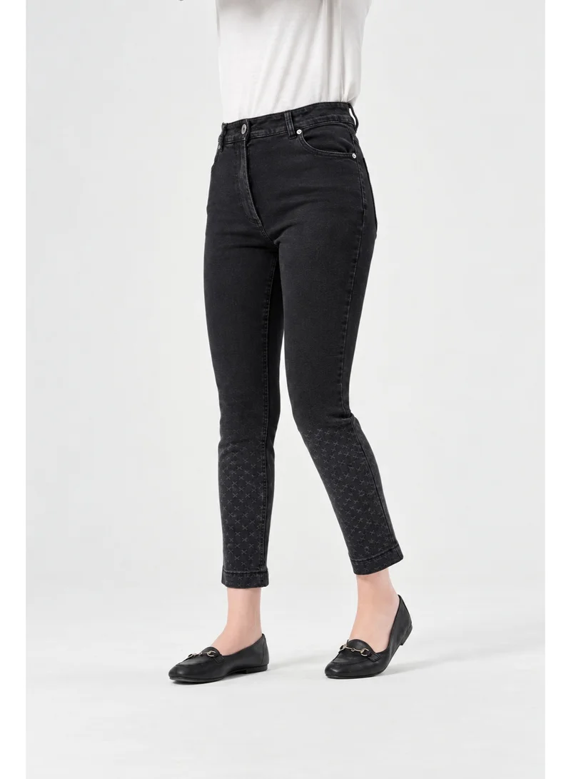 MissWhence  Embroidered-Hem Stretch Denim Trousers - Black for Women | Best Price UAE