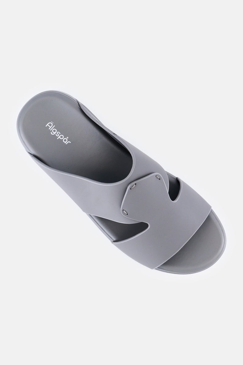Algspar Men Slip On Arabic Sandals, Grey - Image 4