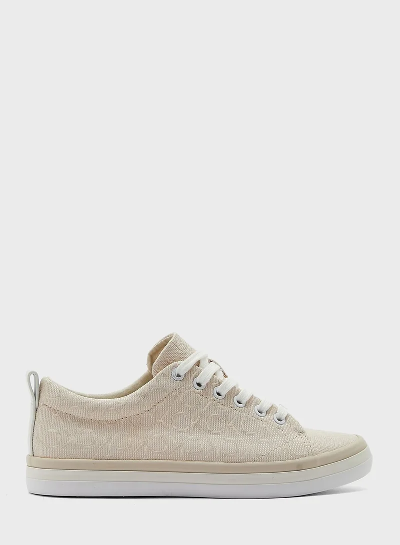 CALVIN KLEIN Vulcanized Low Top Sneakers