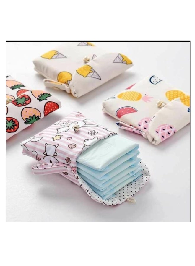 حقيبة فوط صحية للنساء والفتيات – طقم مكوّن من 4 قطع من قماش القطن – تصميم أزرق مطبوع وخطوط وردية – بطبعات الفراولة والآيس كريم – أساسي للسفر والمدرسة - Image 1