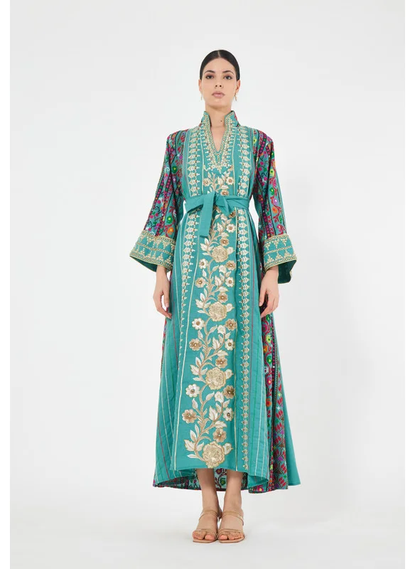 Thouq Mandarin Collar Embroidered Jalabiya