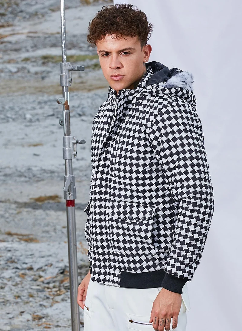 Campus Sutra Men's Carbon Black & Chalk White Checkboard Puffer Jacket With Fleece Hood