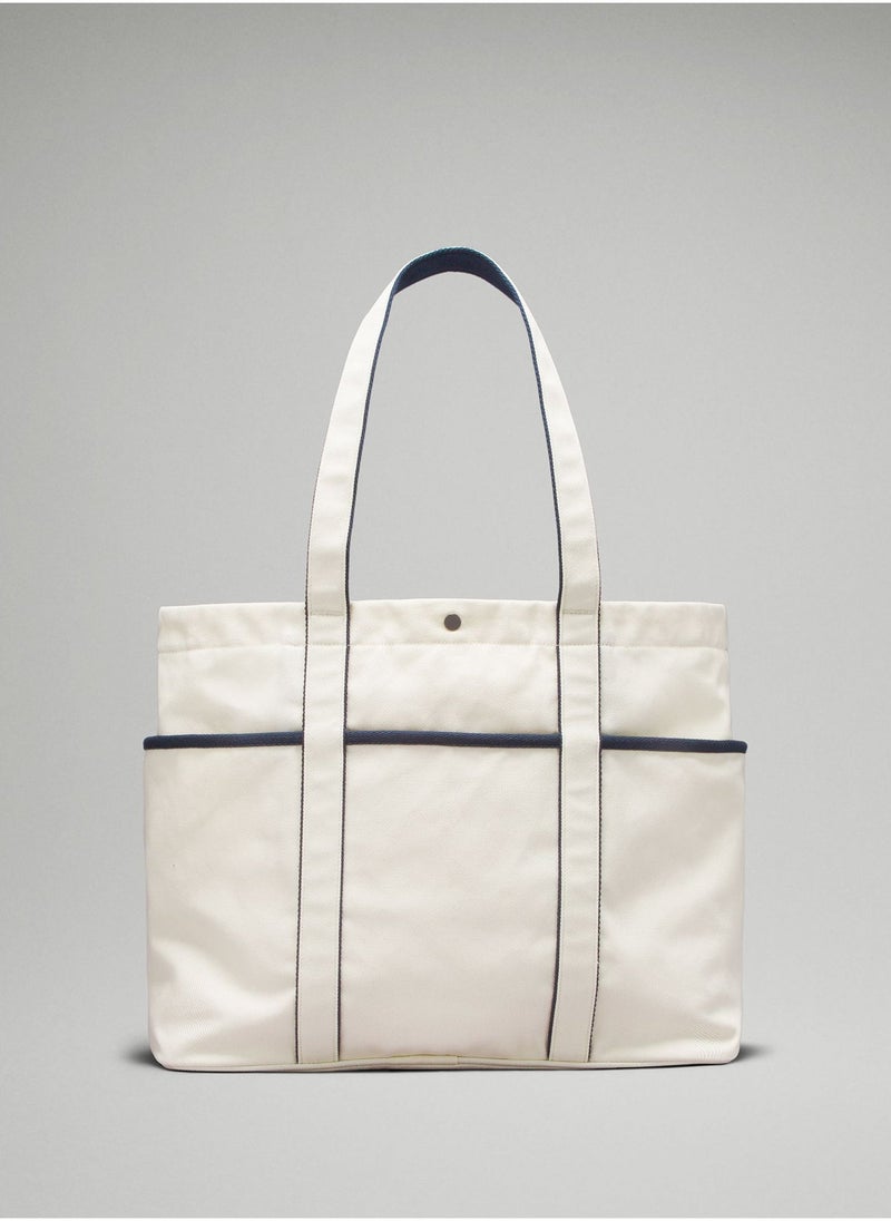 Lululemon - Lululemon Daily canvas bag with multiple pockets - Image 1