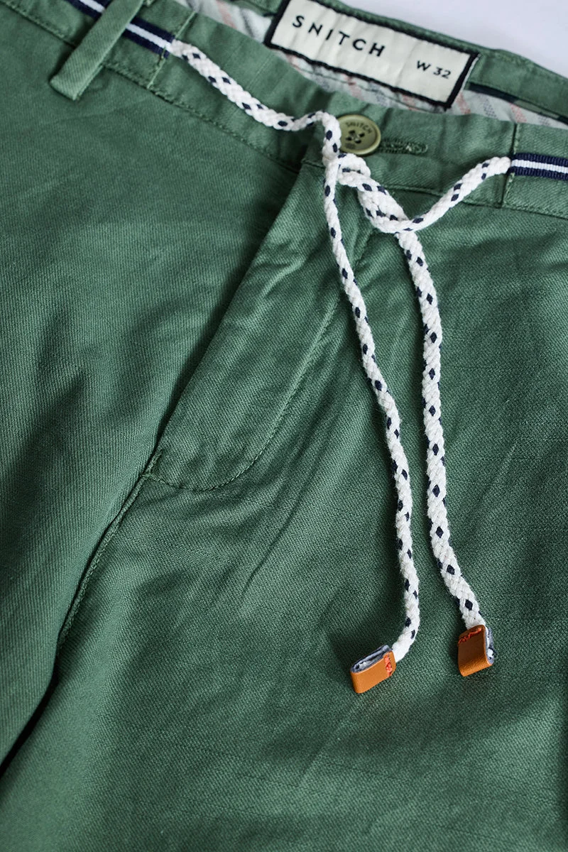 سنيتش Green Solid Regular Fit Casual Shorts