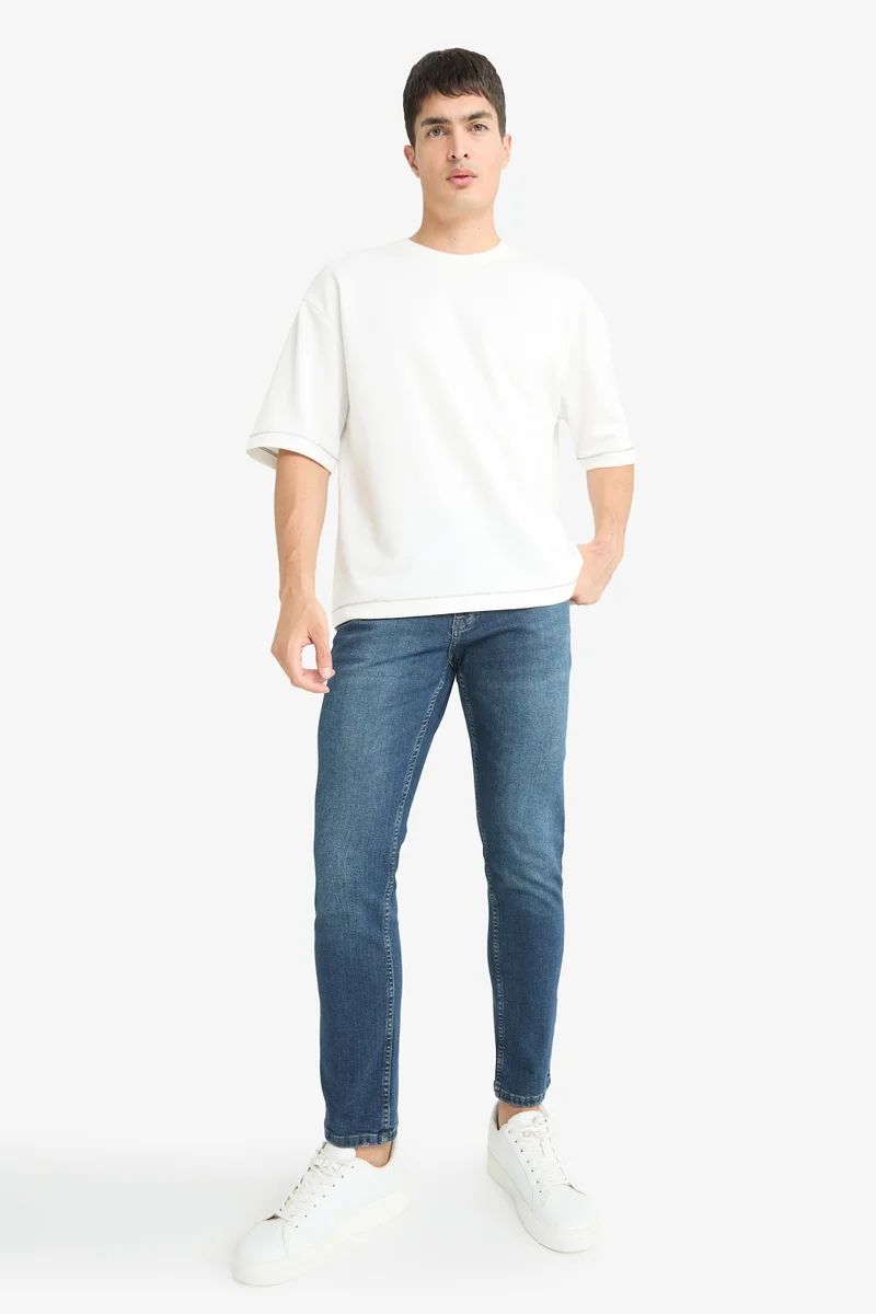 Defacto  Pedro Slim Fit Regular Waist Skinny Leg Jeans for Men | Best Price UAE