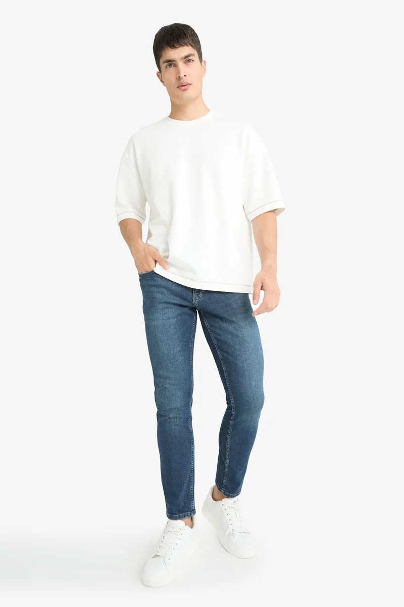 Defacto  Pedro Slim Fit Regular Waist Skinny Leg Jeans for Men | Best Price UAE