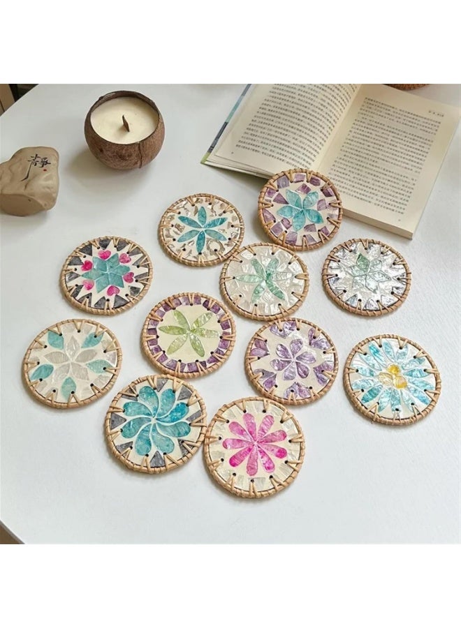 كوزي نست كوسترات دائرية يدوية من راتان مع تطعيم أم اللؤلؤ الملون، مقاومة للحرارة، طقم 4 قطع لحماية الطاولة وتزيين القهوة، الشاي، الحفلات وديكور المنزل ألوان عشوائية - Image 5