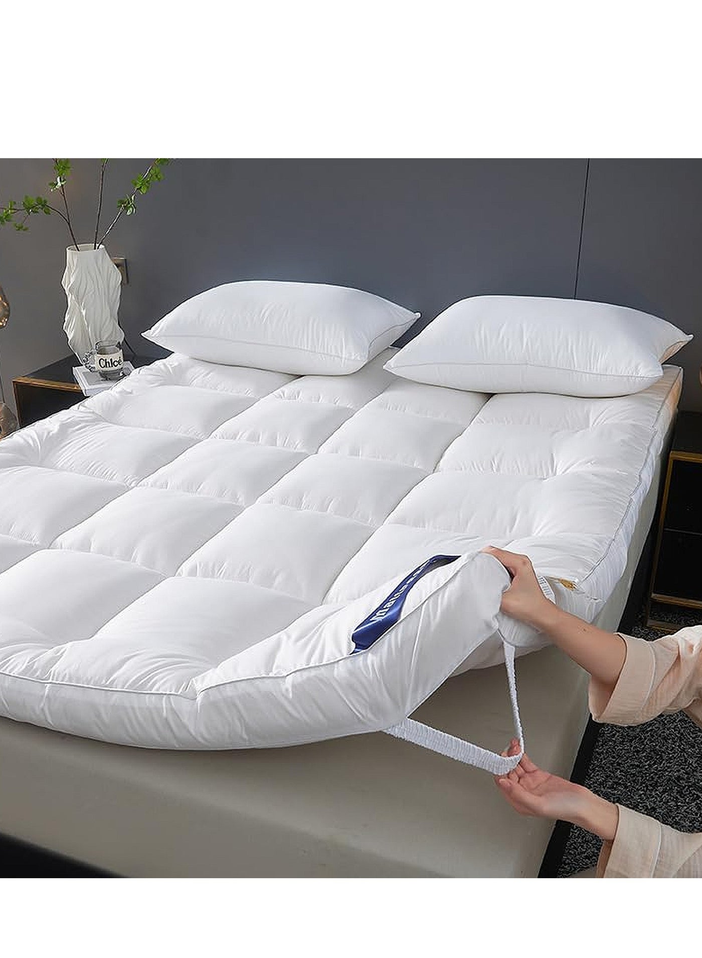 The Home Mart Home Mart Ultra-Plush Single Size Mattress Topper (100x200 cm) – 600 GSM Extra Thick, 100% Microfiber Fill, Firm Support, Super Soft Brushed Fabric, Deep Pocket with 4-Way Elastic Straps