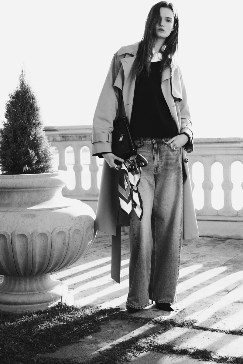 اتش اند ام جينز بقصة ساق باريل وخصر عادي