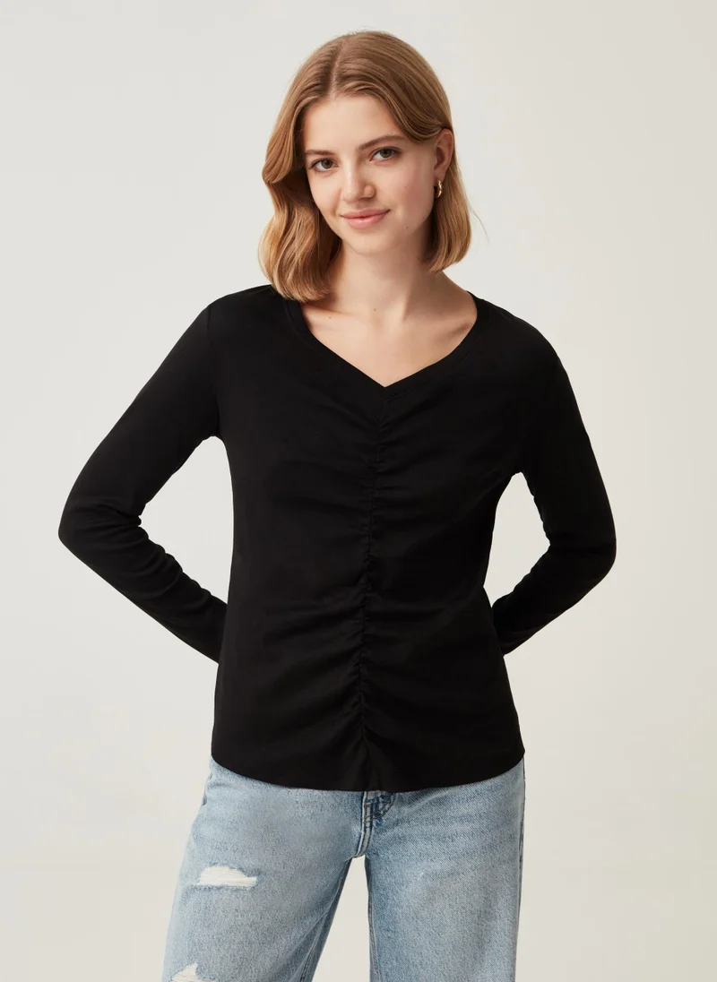 او في اس Ovs Womens T-Shirt With V Neckline And Gathering