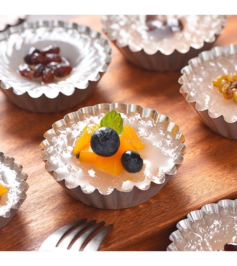 30pcs Disposable Aluminum Foil Cake Molds Round Chrysanthemum Pattern Baking Cups - Image 1