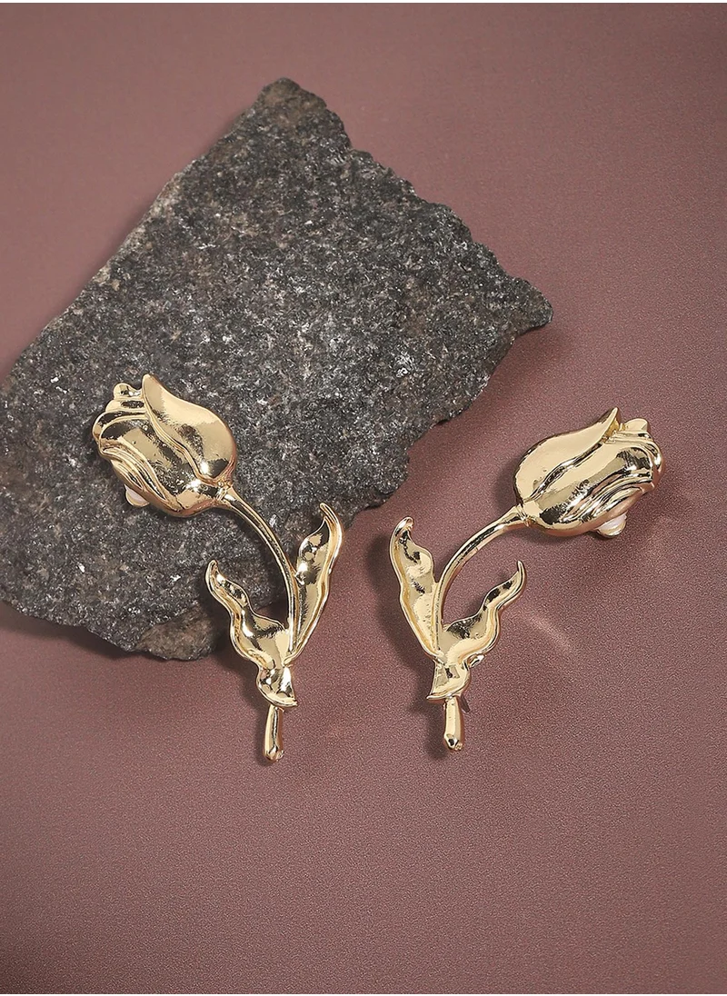 SOHI Effortless Chic Polished Drop Earrings