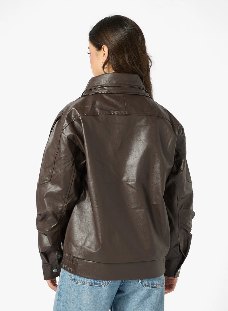 جاكيت بومبر جلد صناعي كبير الحجم