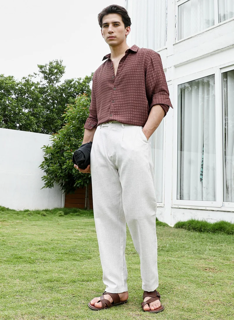 Campus Sutra Lightweight - Off White Textured Trousers