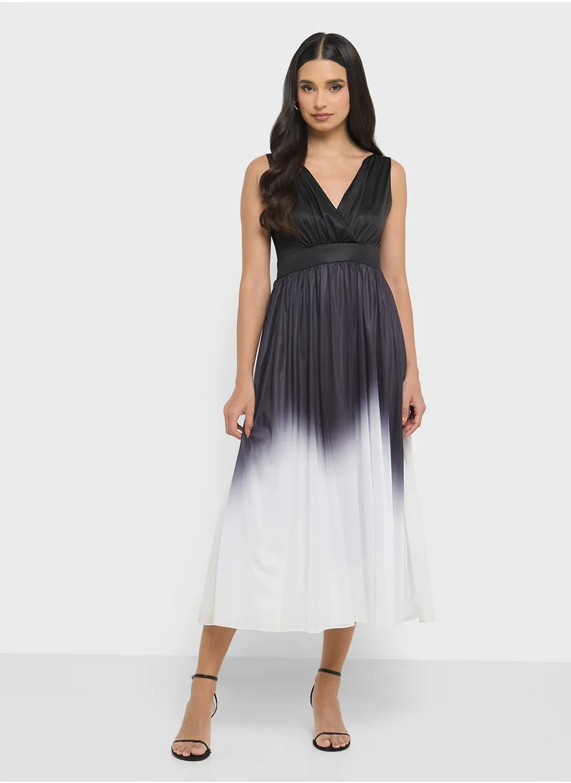 ايلا Monochrome Ombre Dress