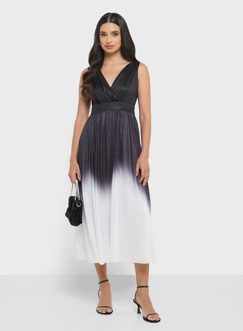 ايلا فستان أومبر مطوي - Image 4