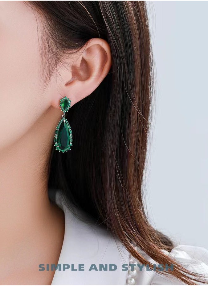 Retro Style Emerald Green Drop & Dangle Earrings - pzsku/ZE0E2FB4CB0044152A99BZ/45/_/1710250550/6ae8026c-1e96-449f-adce-d494737b0321