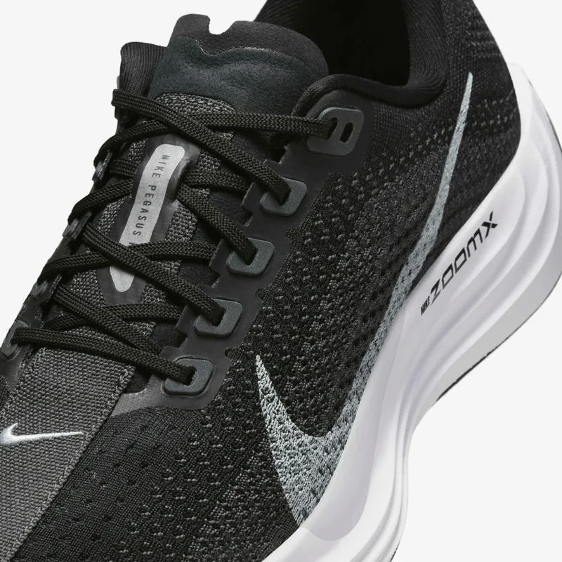 Nike Women's Pegasus Plus Road Running Shoes