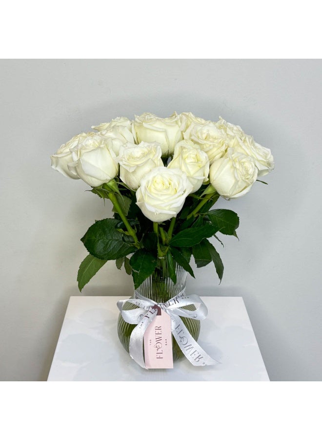 Generic Glass Vase With White Roses Fresh Flowers 