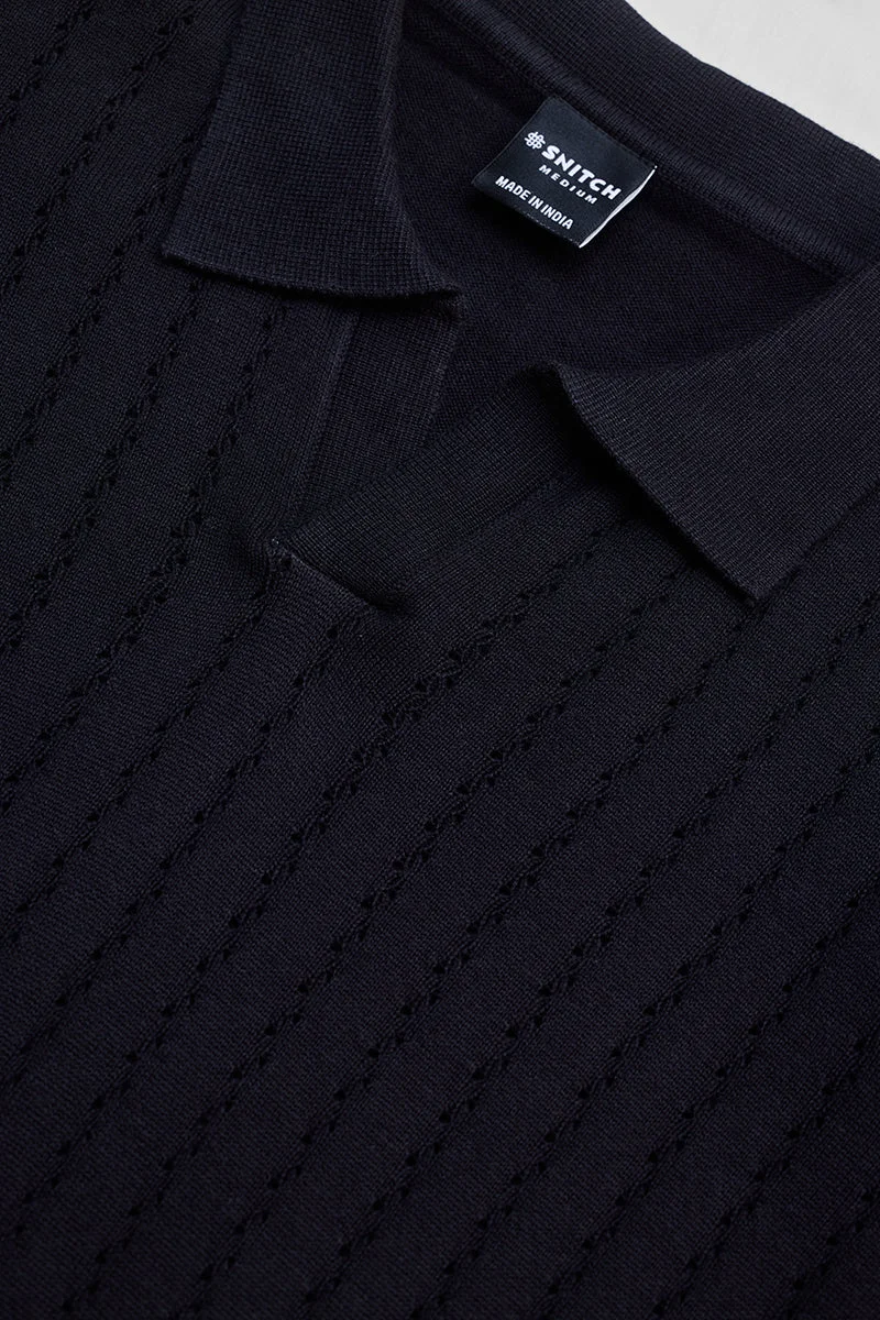 SNITCH Black Textured Half Sleeve Slim Fit Casual T-Shirt