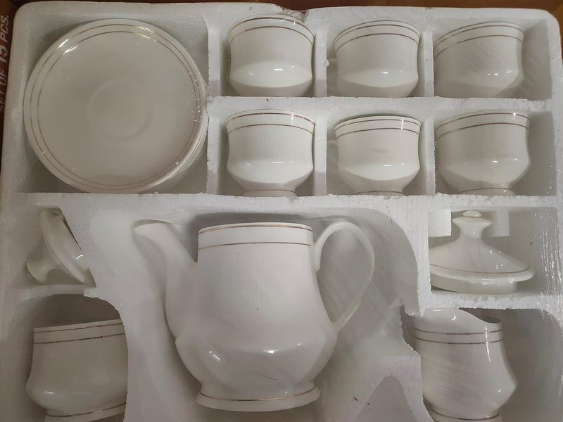 Raincart Tableware Mona Tea Set 15 Pcs (Tea Pot with Lid 1+1 Pcs, Milk Pot 1 Pcs, Sugar Pot with Lid 1+1 Pcs, 180 ml Cups 6 Pcs & Saucers 6 Pcs) - Image 3