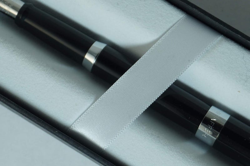 SHEAFFER Sheaffer Sagaris Black Lacquer Polished Appointments signature mid ring and dot of excellence with Medium Stainless Steel nib Fountain Pen  - Image 1