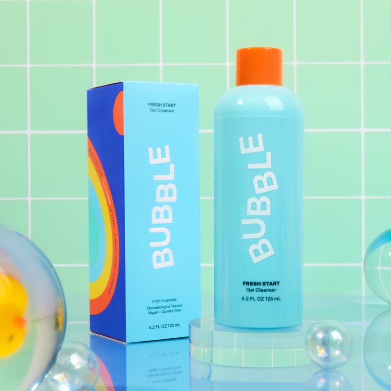 Bubble جل تنظيف البشرة من بابل - غسول وجه مقشر لطيف للبشرة الدهنية - مُركب بعصير الألوة فيرا + كافيين لحماية وتهدئة البشرة (125 مل) - Image 2