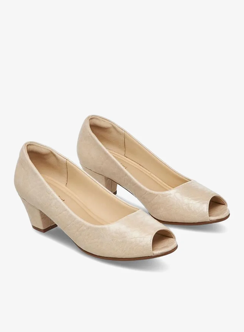 لو كونفورت Women Textured Slip-On Block Heel Shoes
