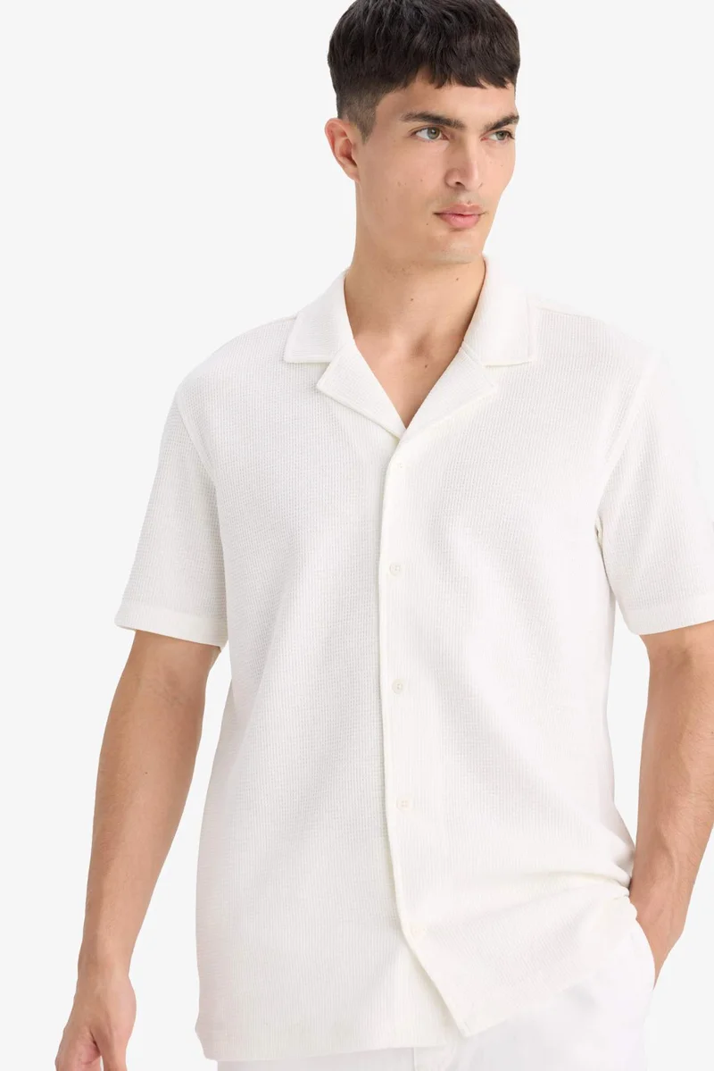 ديفاكتو Regular Fit Polo Neck Waffle Cotton Shirt