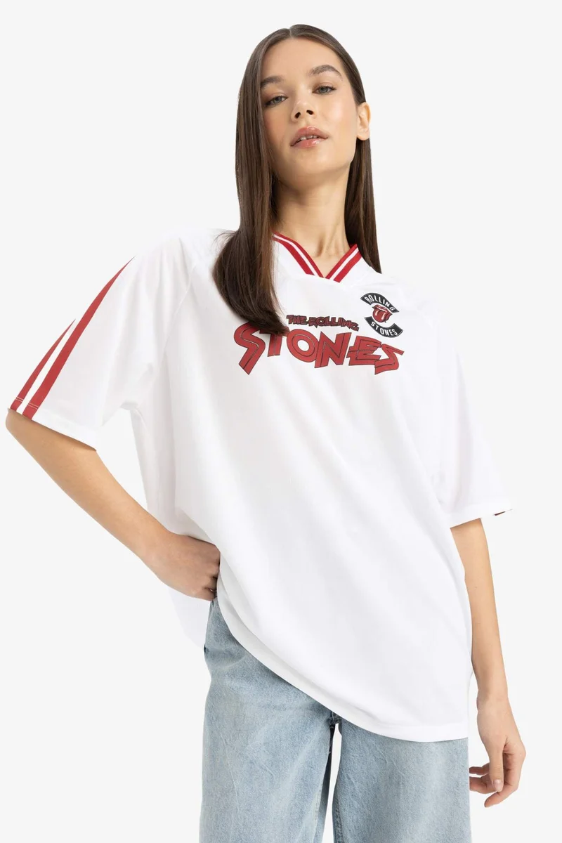 ديفاكتو Rolling Stones Oversize V Neck Printed T-Shirt
