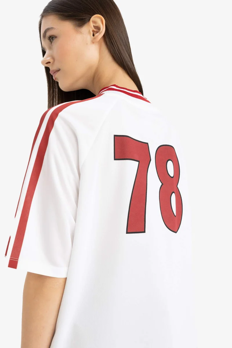 ديفاكتو Rolling Stones Oversize V Neck Printed T-Shirt
