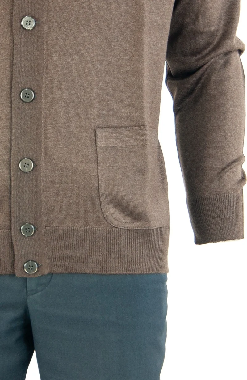 Oppland Men's Dad Cardigan with Elegant Buttons on the Front and Classic Double Pockets