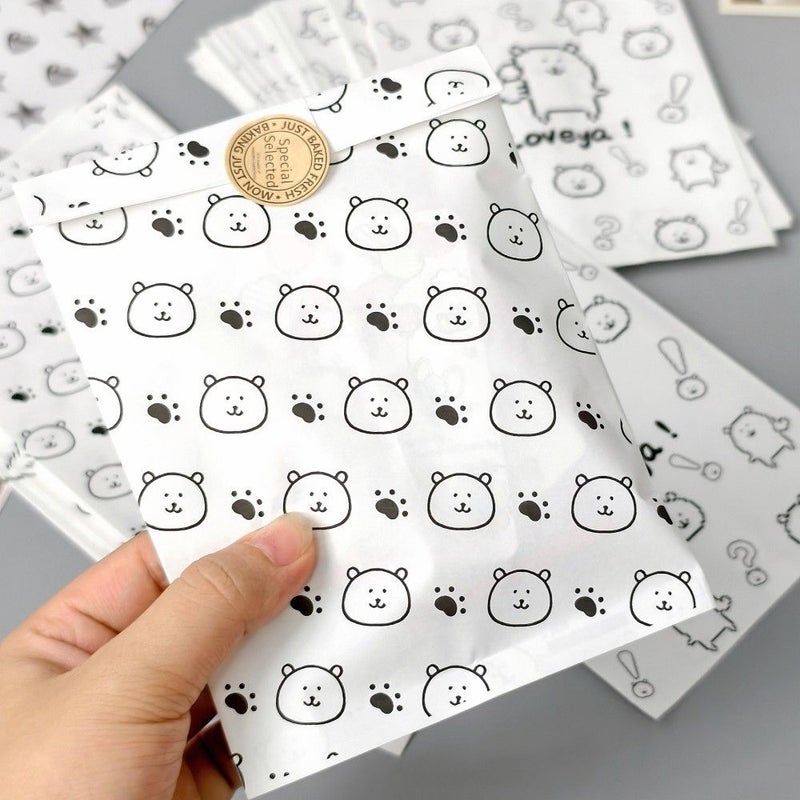 40pcs Love Ya Bear Cute Cartoon Paper Bags With Stickers For Gifts Packaging Ready - Image 2