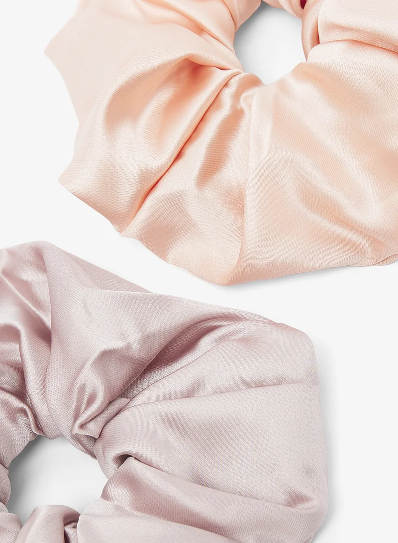 جينجر 2PK Satin Ruffle Scrunchie