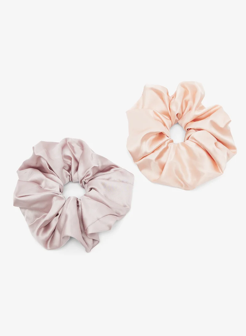 جينجر 2PK Satin Ruffle Scrunchie
