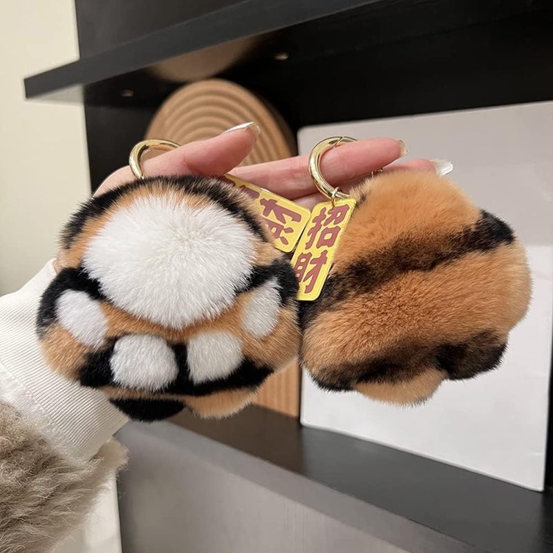 woobles Cute Fluffy Plush Keychain, Plush Soft Tiger Paw Keychain Personalized Funny Animal Paw Key Ring Universal - Image 4