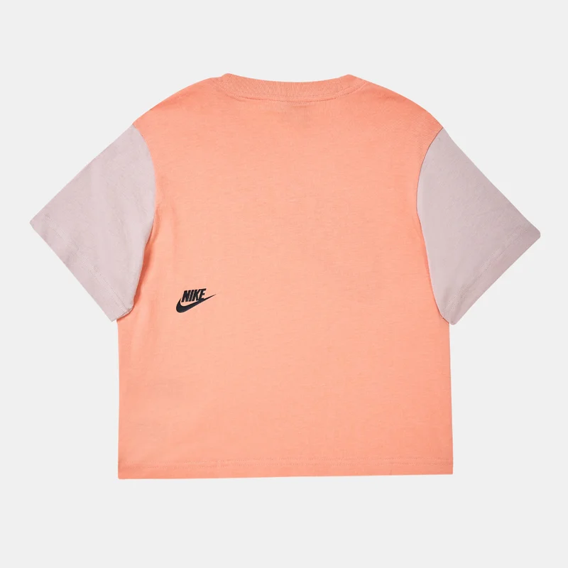 Nike Kids' Sportswear Essential T-Shirt (Older Kids)