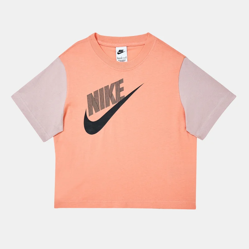 Nike Kids' Sportswear Essential T-Shirt (Older Kids)