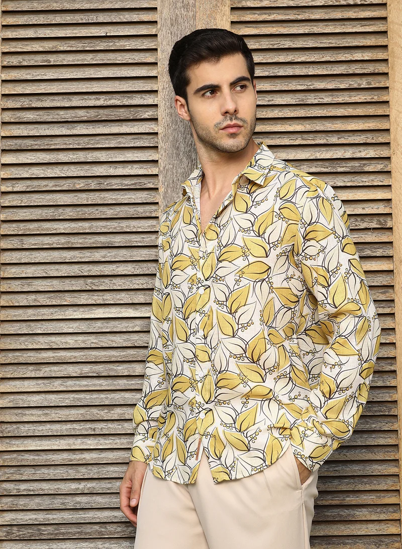 Campus Sutra Campus Sutra Men's Yellow Ochre Leaflet Imprint Shirt For Casual Wear | Spread Collar | Long Cuffed Sleeves | Button Closure | Shirt Crafted With Comfort Fit For Everyday Wear