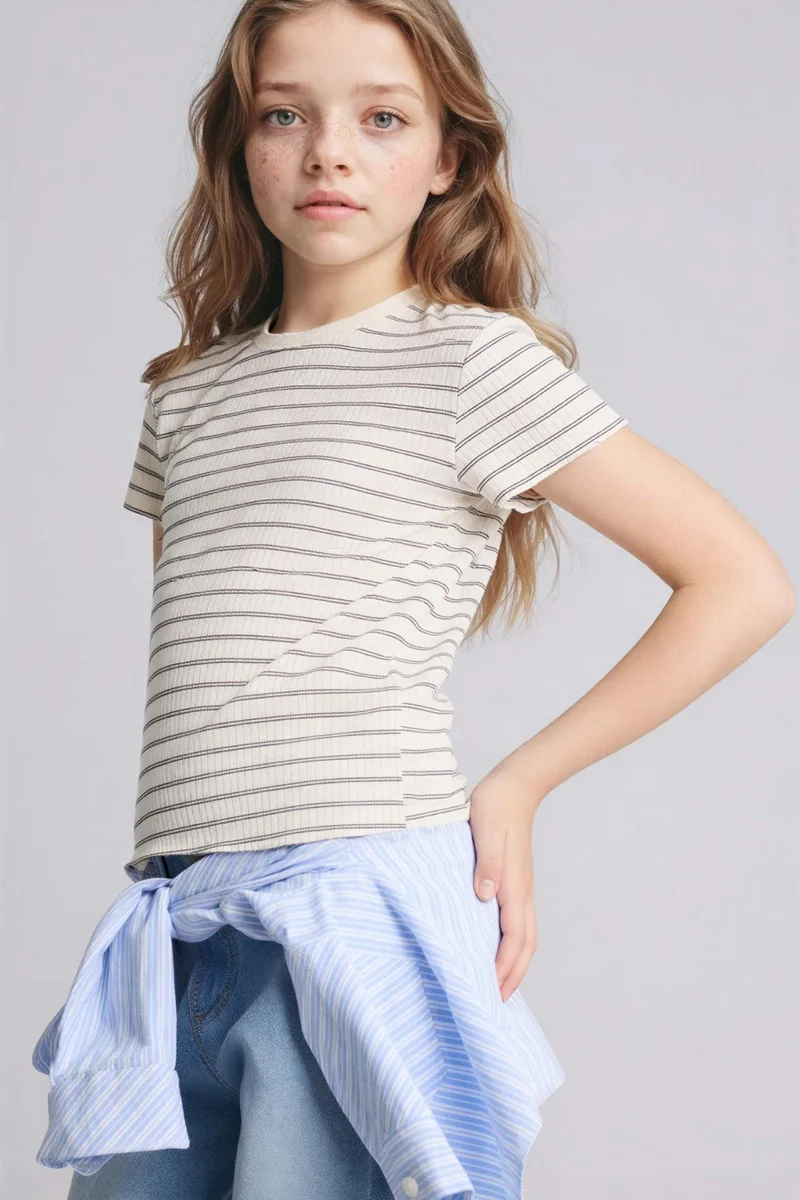ديفاكتو Girl Slim Fit Ribbed Striped T-Shirt
