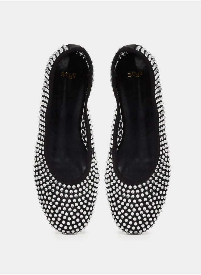 Styli Embellished Round Toe Ballerina Shoes  - Image 5
