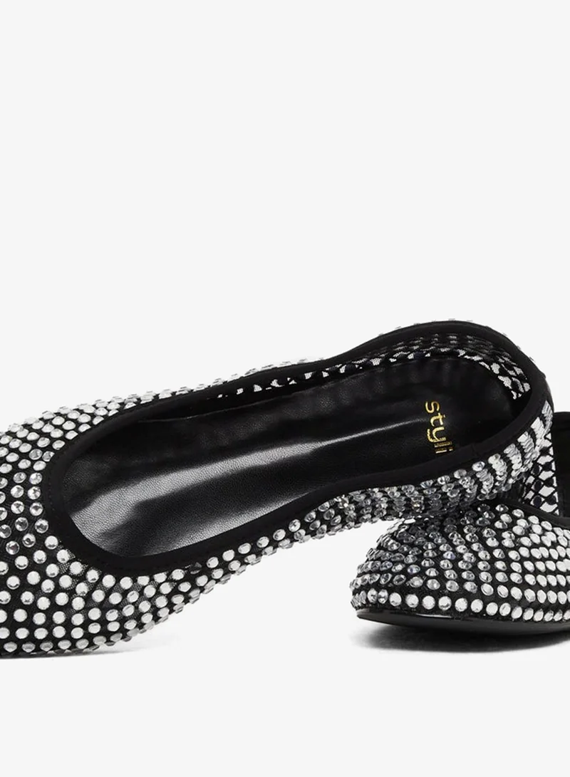 Styli Embellished Round Toe Ballerina Shoes