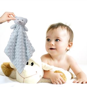 Crevent Baby Welcome Gift Set Storage Basket With 2 Blankets+ 1 Security Blanket + 1 Taggie + 1 Gift Bag With Ribbon (Blue) - Image 4