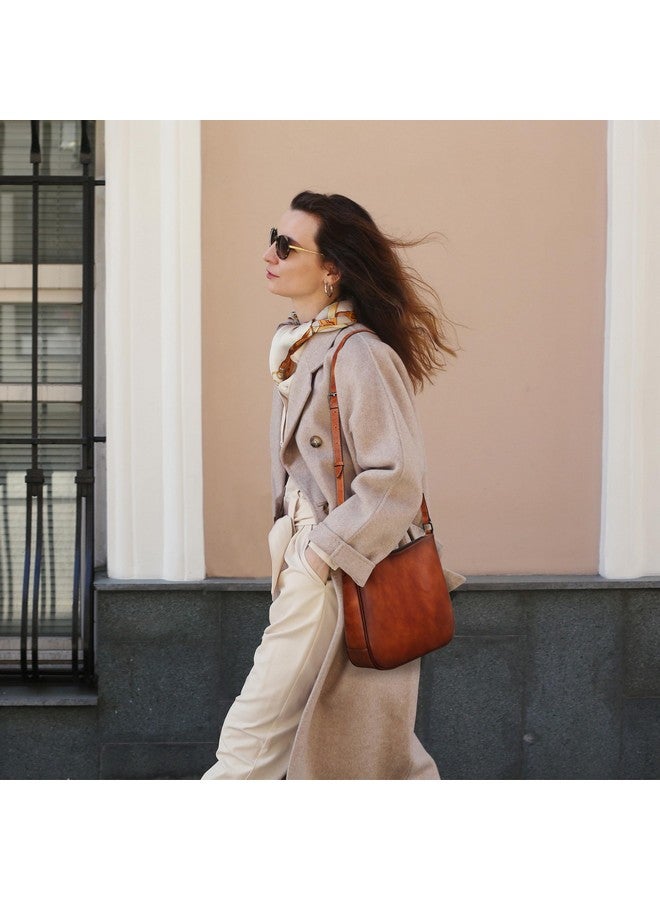 آي سوي حقائب كروس بودي من Iswee للنساء، حقائب يد صغيرة من الجلد بتصميم كلاسيكي، حقيبة كتف بنية اللون، حقيبة توت هوبو، حقيبة ساتشيل كلاسيكية (بنية) - Image 1