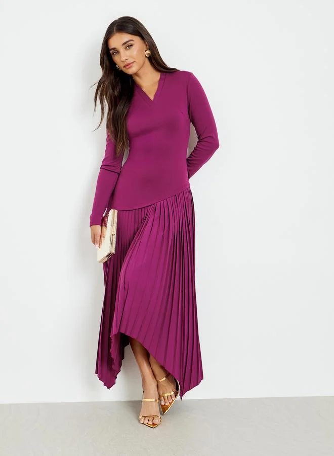 Styli Burgundy Pleated Asymmetric Hem Maxi Dress