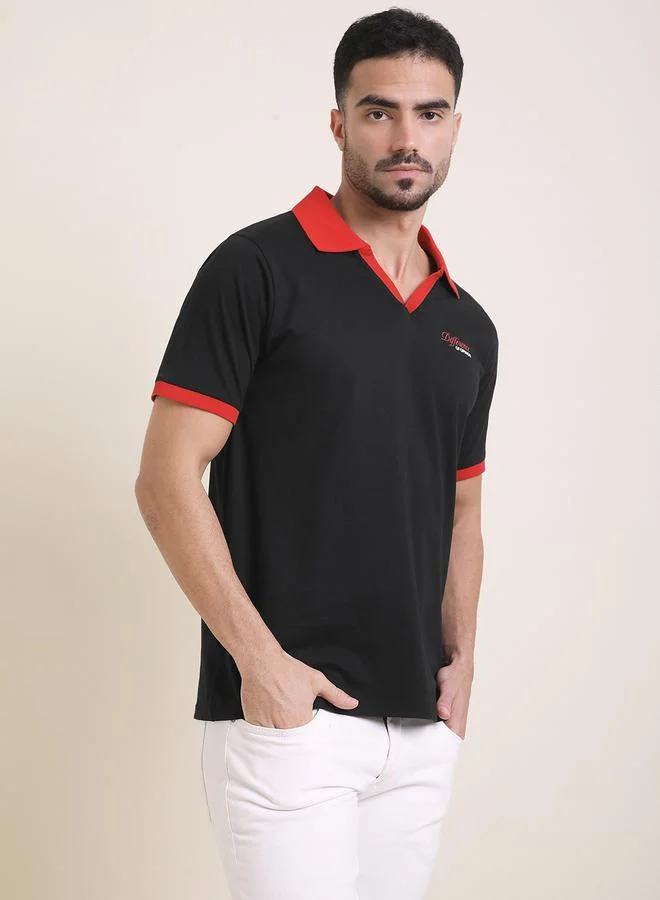 ديفيرينس أوف أوبينيون تيشيرت بولو مطبع بقصة مريحة للرجال